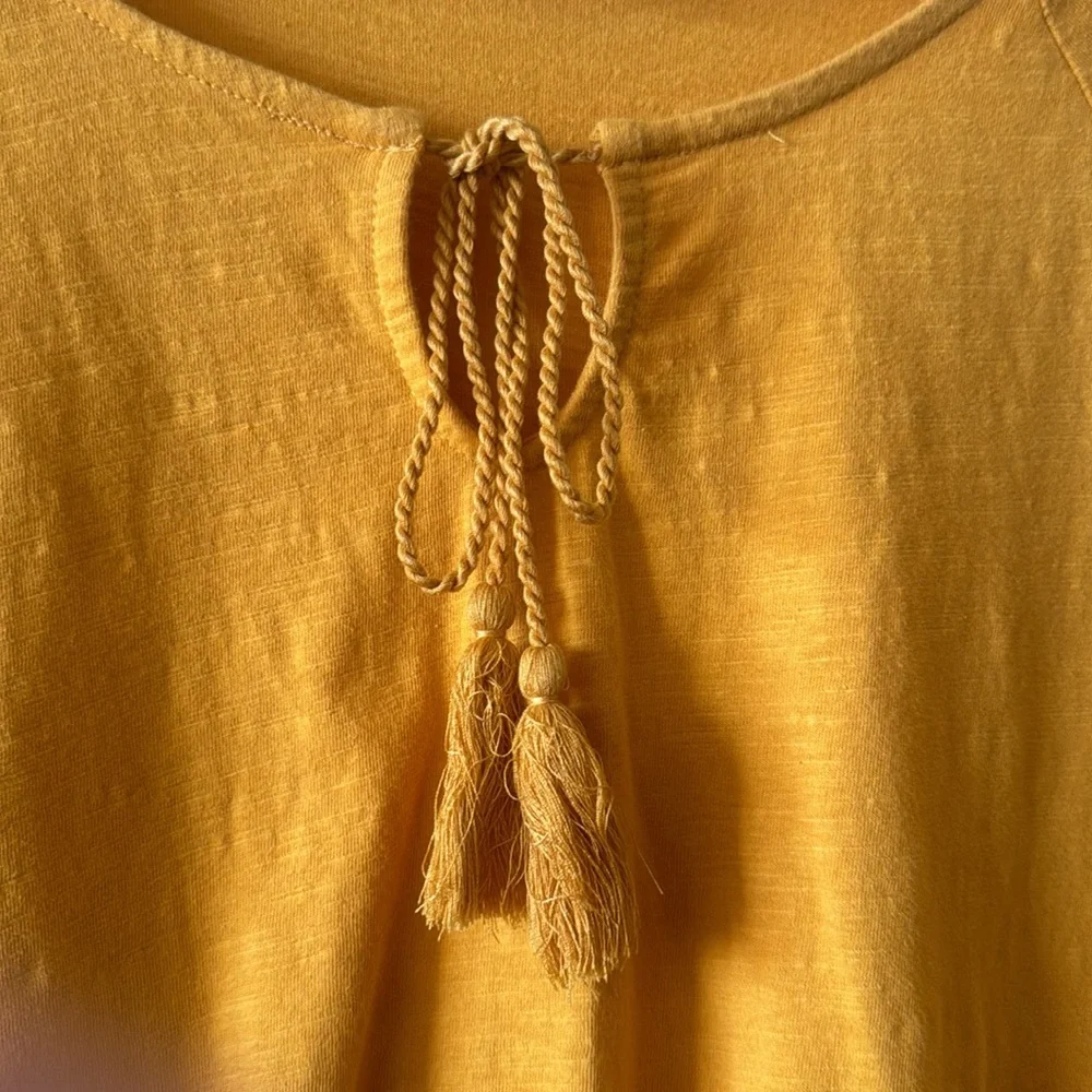 EUC Christopher & Banks Tassle-Tie Tee